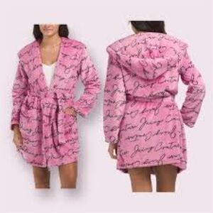 Juicy Couture Pink Scripted Women's Robe